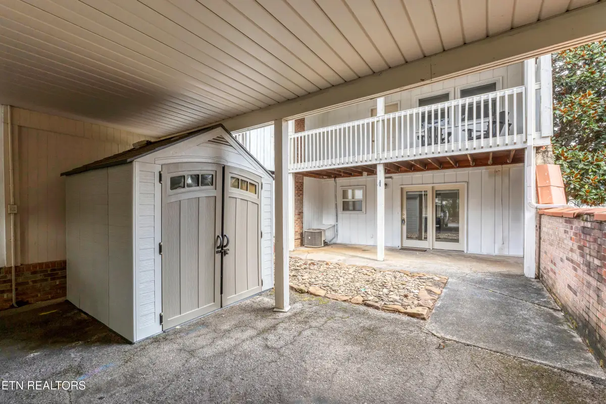 1926 Sequoyah Ave, Maryville, TN 37804 - #1