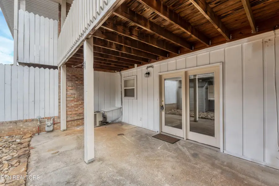 1926 Sequoyah Ave, Maryville, TN 37804 - #3