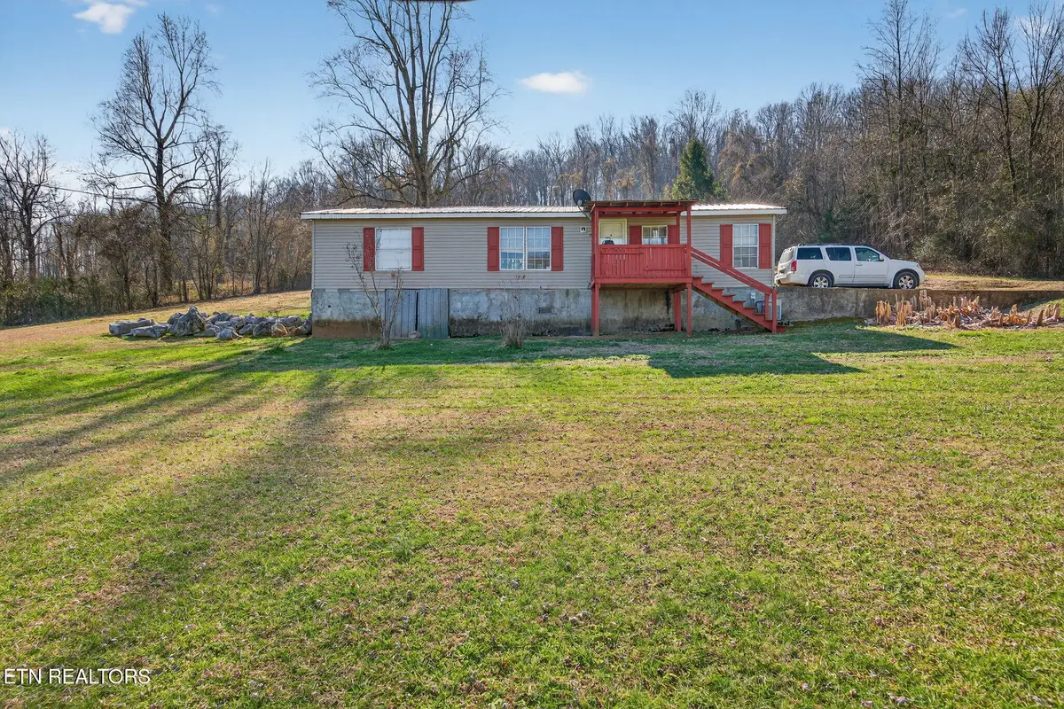 301 Morris Demps Rd, Sparta, TN 38583 - #1