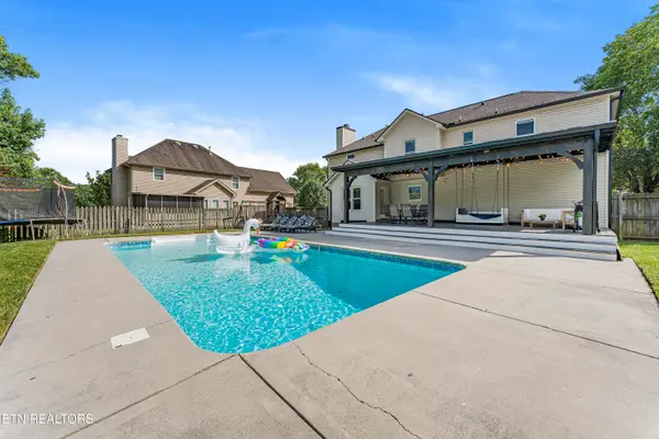 1848 Cedardale Lane, Knoxville, TN 37932