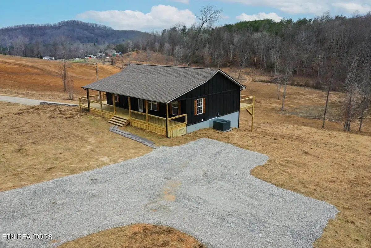 1291 Alderville Rd, Winfield, TN 37892 - #1