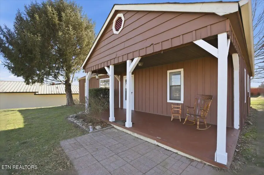 1211 Foch St, Maryville, TN 37801 - #3