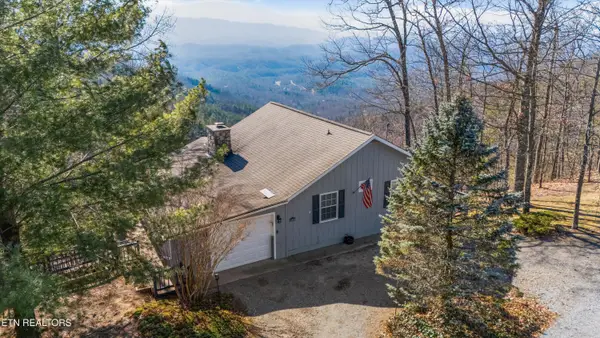 1009 Old Laurel Lane, Sevierville, TN 37876