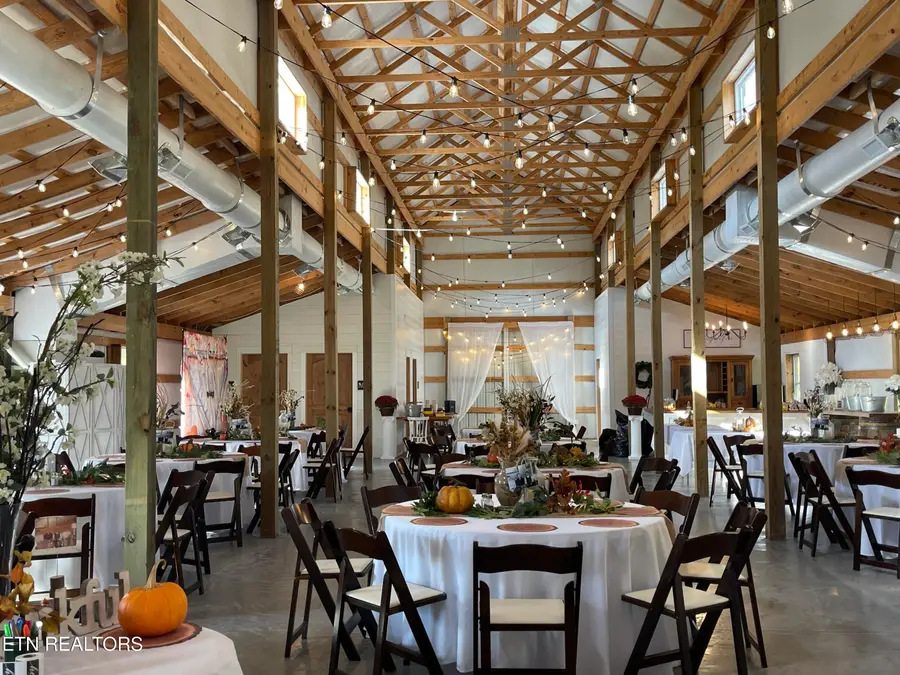 387 Red Williams Rd, Crossville, TN 38555 - #3