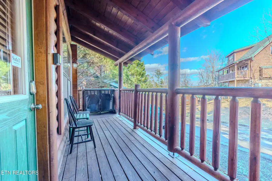 2010 Bear Creek Way, Pigeon Forge, TN 37862 - #3