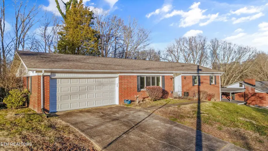 109 Westwood Drive, Clinton, TN 37716 - #2