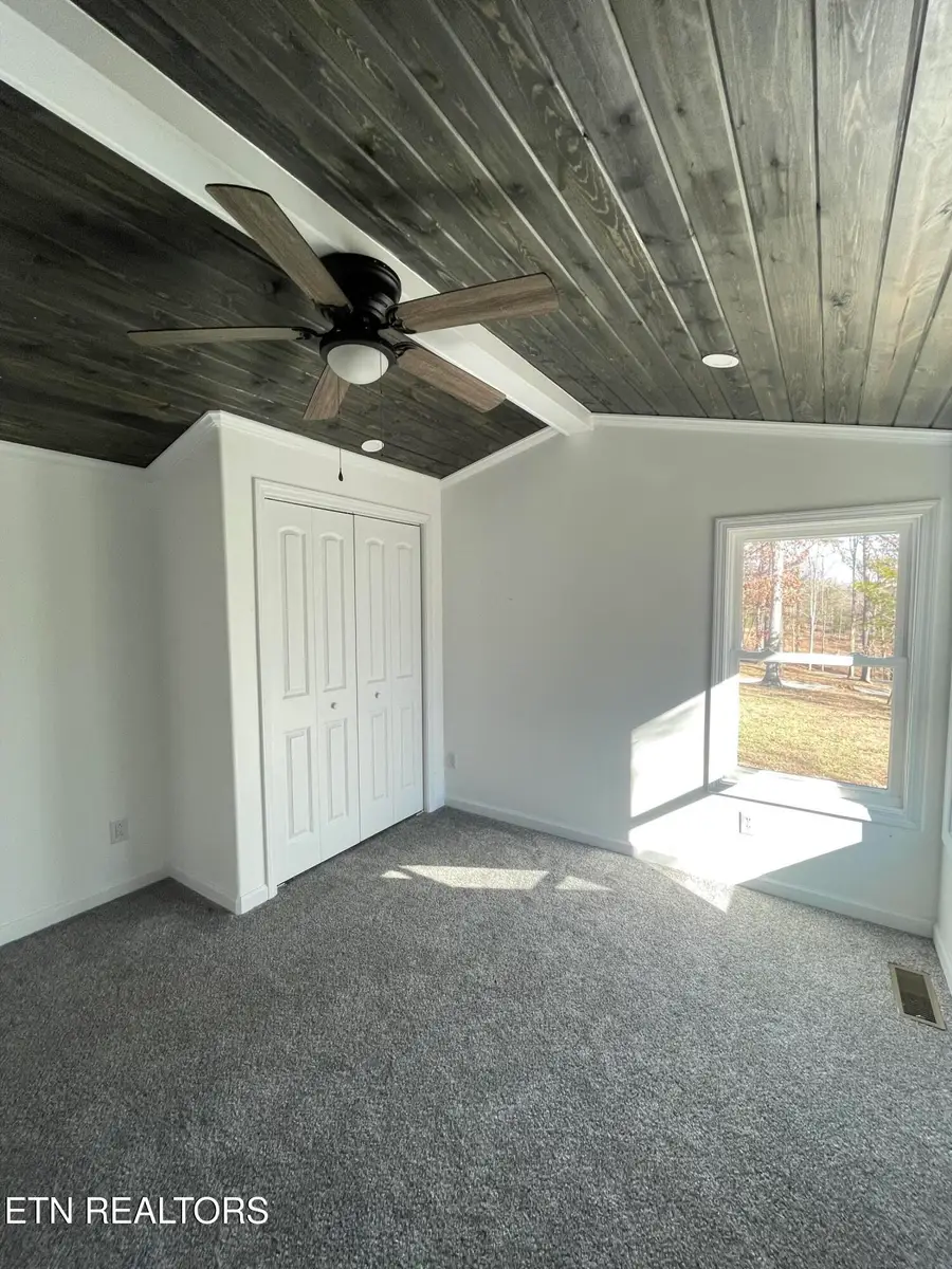 1700 Hollis Poore Rd, Jamestown, TN 38556 - #3