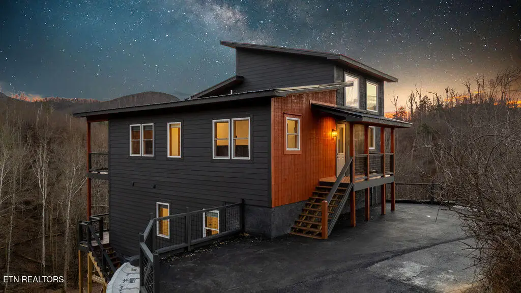 814 Davenport Rd, Gatlinburg, TN 37738 - #1