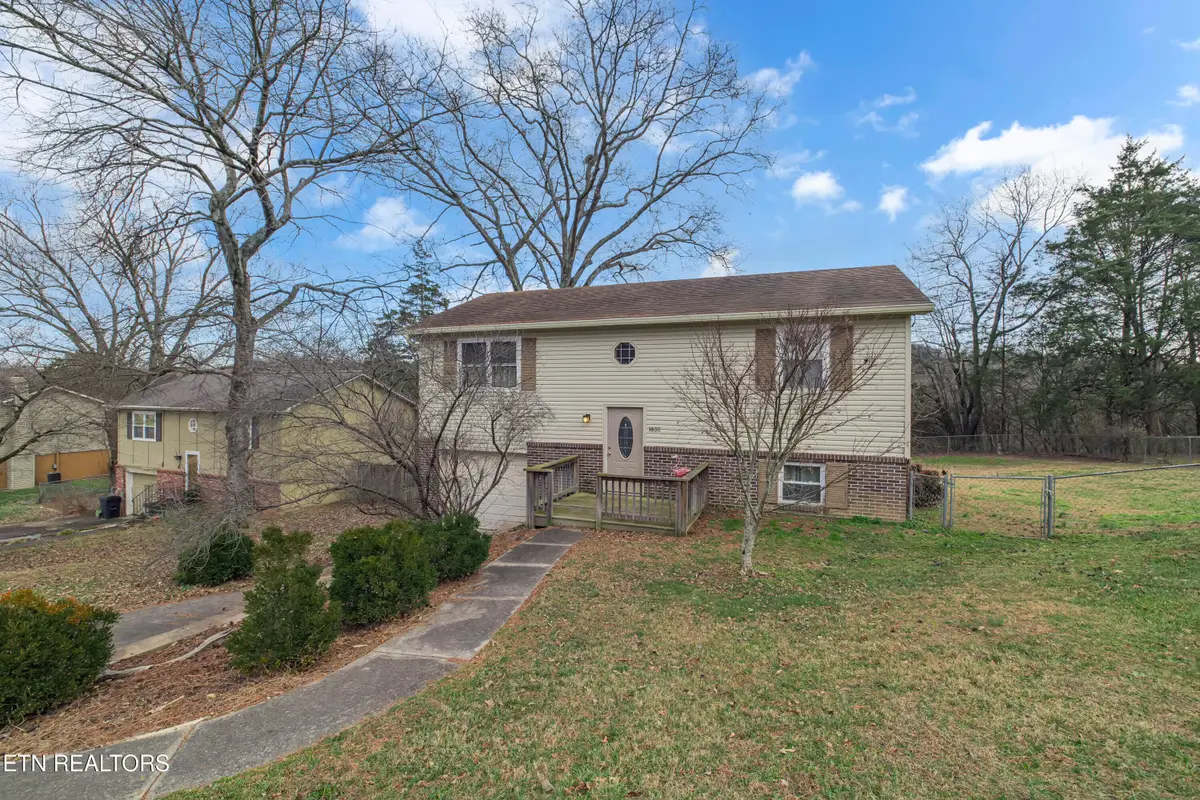 1808 Brookmill Rd, Knoxville, TN 37932 - #1