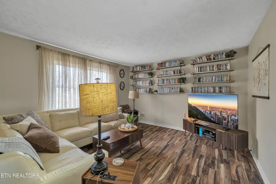 1808 Brookmill Rd, Knoxville, TN 37932 - #3