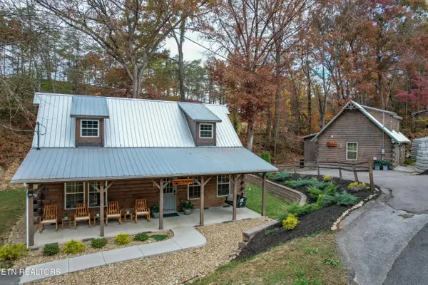 507 Golf Rd, Pigeon Forge, TN 37863