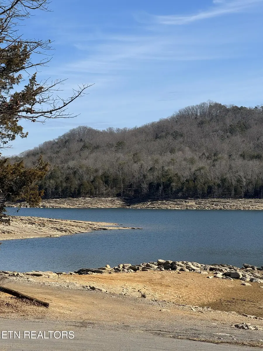 Molly Hollow Rd, New Tazewell, TN 37825 - #3