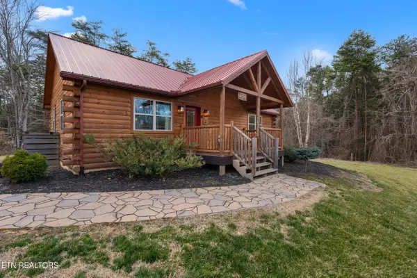 1132 Pinyon Circle, Pigeon Forge, TN 37863