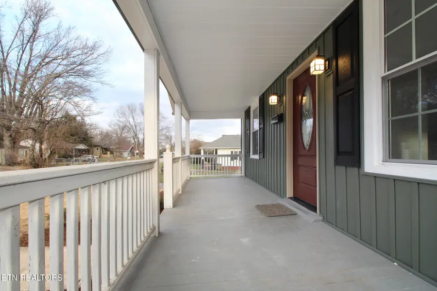 310 Cedar Ave, Knoxville, TN 37917 - #3