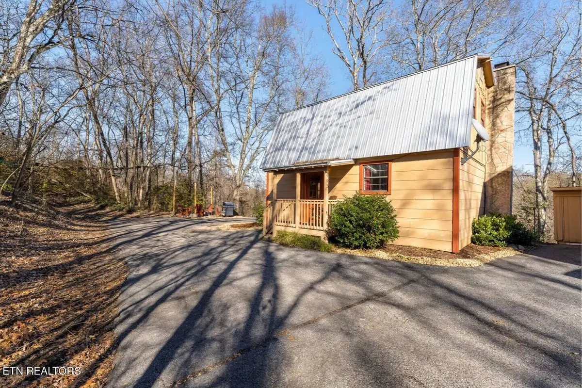 903 Sunrise Blvd, Sevierville, TN 37862 - #1