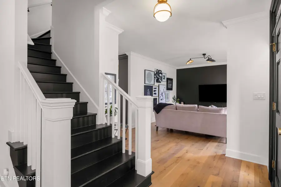 465 W Hillvale Turn, Knoxville, TN 37919 - #3