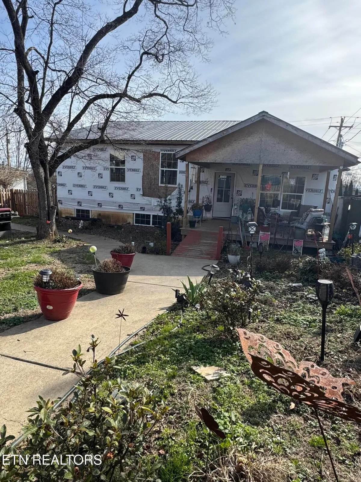 201 W Fourth Ave, Lenoir City, TN 37771 - #1