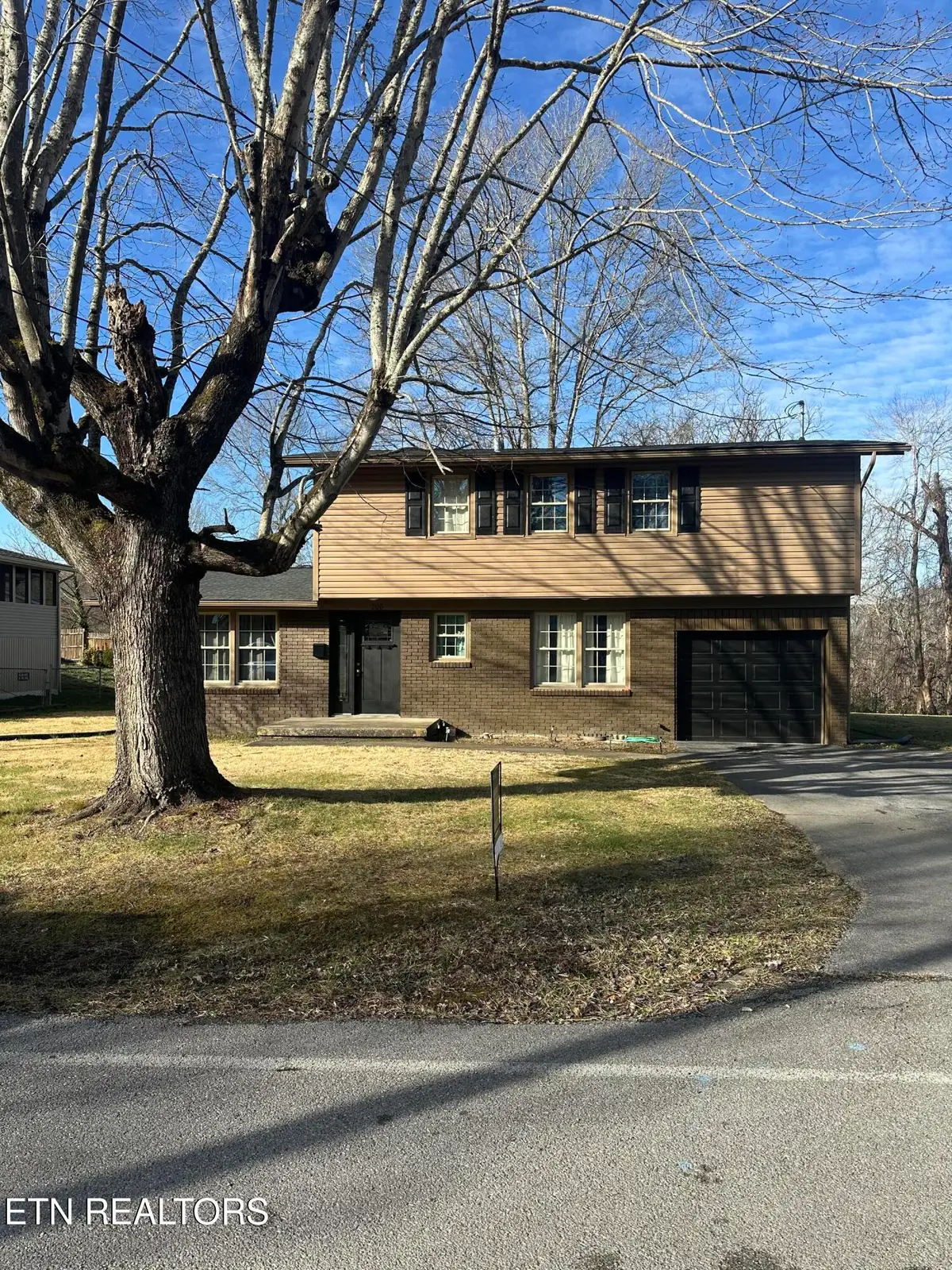 206 Summit Drive, Middlesboro, KY 40965 - #1