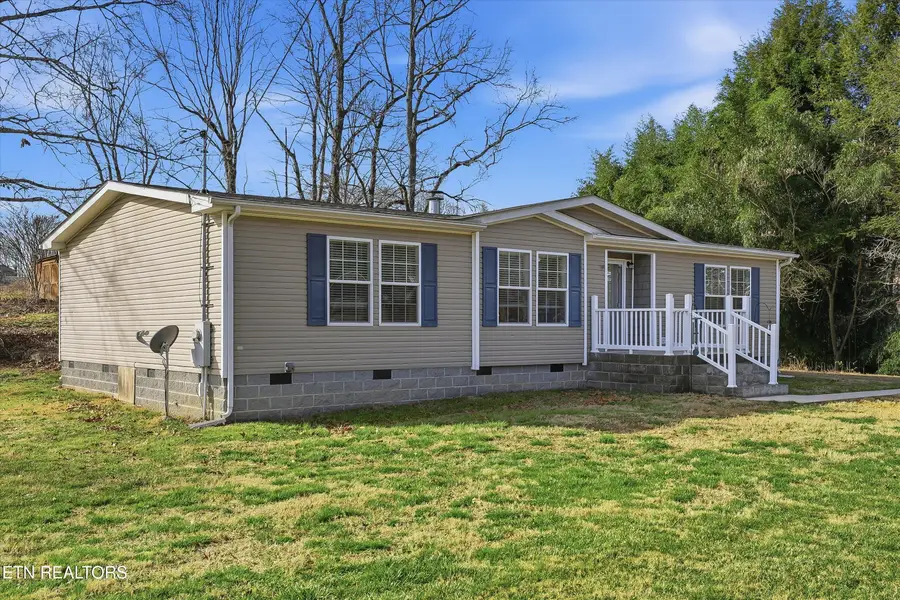 133 Cumberland Rd, Oliver Springs, TN 37840 - #2
