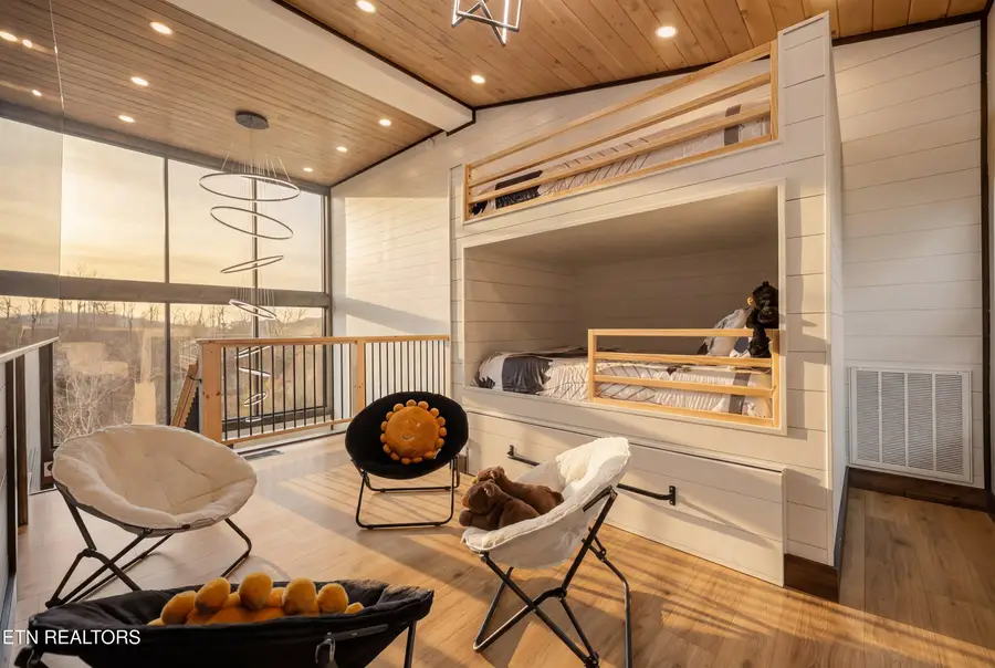 219 Chimney Tops Way, Gatlinburg, TN 37738 - #3