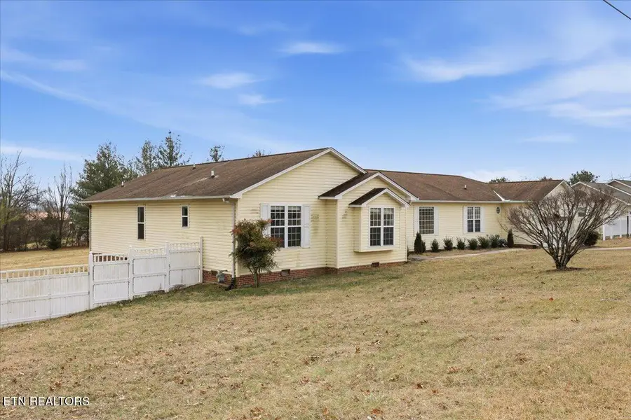 622 Briarwood Drive, Dandridge, TN 37725 - #3