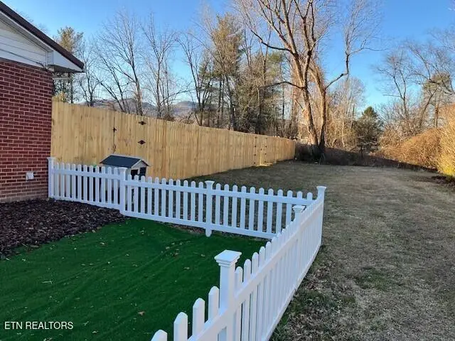 1200 W Chester Ave, Middlesboro, KY 40965 - #2