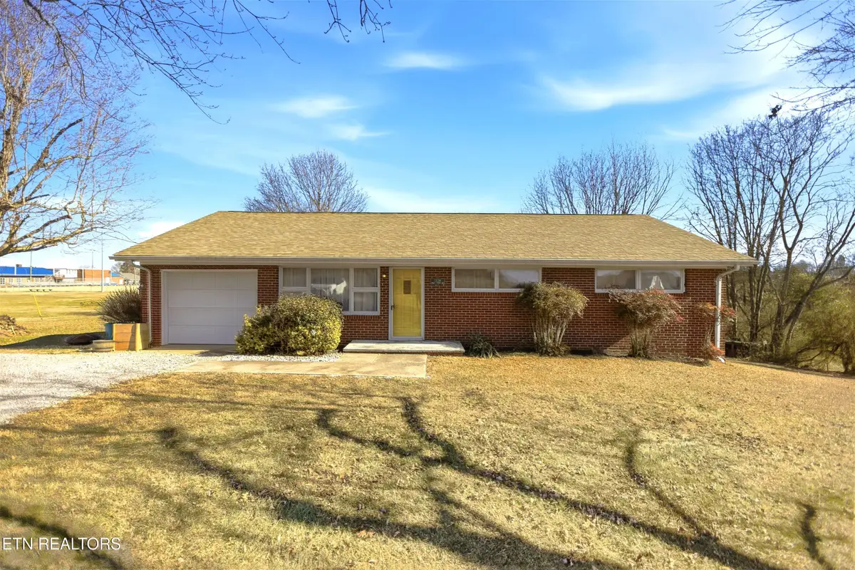 3236 Niles Ferry Rd, Vonore, TN 37885 - #1