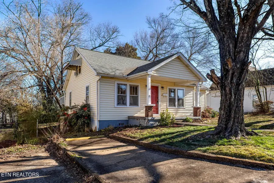 905 N C Street, Lenoir City, TN 37771 - #2