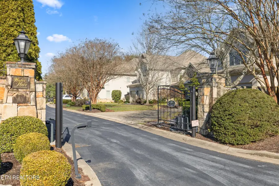 1062 Water Place Way, Knoxville, TN 37922 - #2