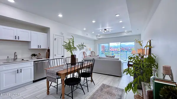 129 Sugarfoot Way #300, Pigeon Forge, TN 37863