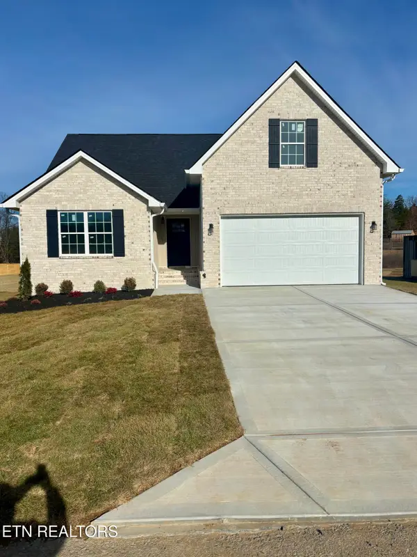 377 Eastland Park Drive, Blaine, TN 37709