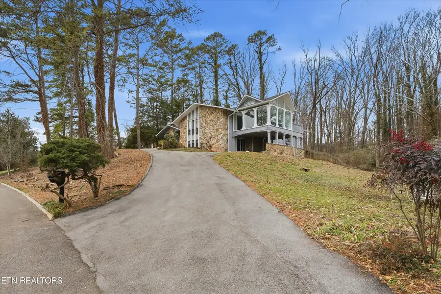 8129 Ainsworth Drive, Knoxville, TN 37909 - #2