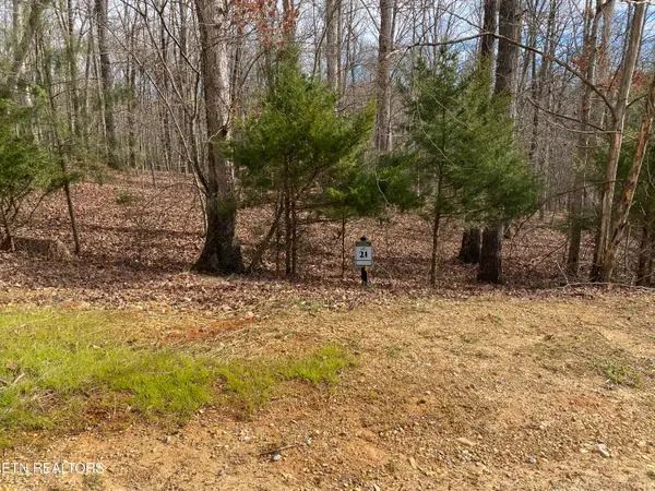 1566 Old Dogwood Tr, Loudon, TN 37774