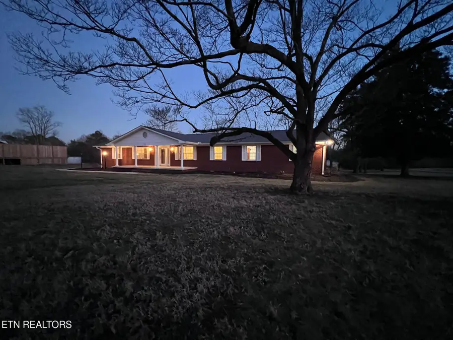 205 Hickory Lane, Jacksboro, TN 37757 - #3