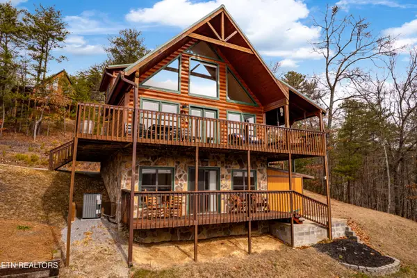 2610 Harvest Way, Sevierville, TN 37862