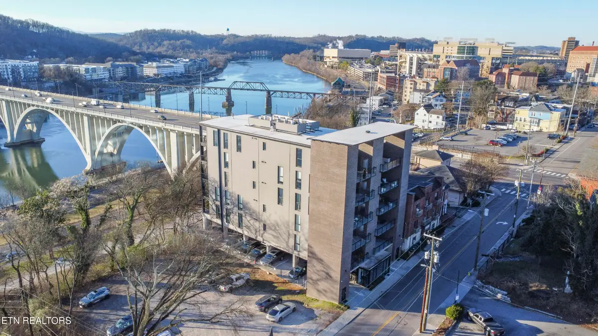 608 W Hill Ave #602, Knoxville, TN 37902 - #1