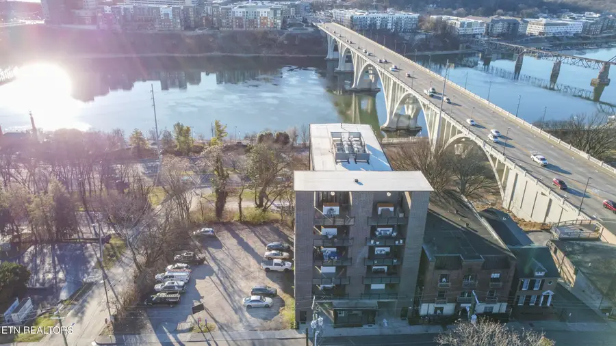 608 W Hill Ave #602, Knoxville, TN 37902 - #2