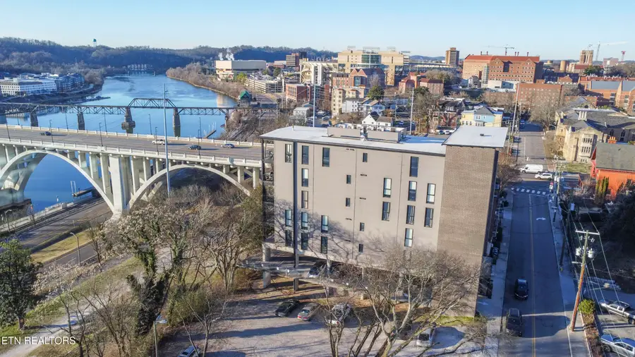 608 W Hill Ave #602, Knoxville, TN 37902 - #3