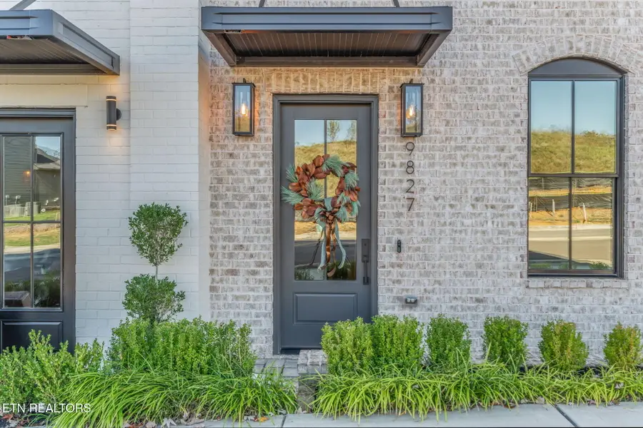 9827 Clingmans Dome Drive #156, Knoxville, TN 37922 - #3