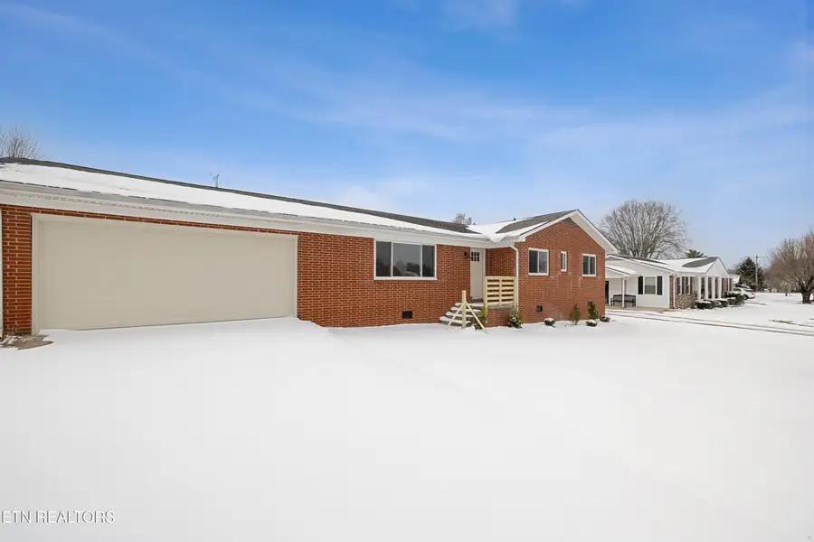 419 Greencrest Drive, Maryville, TN 37803 - #2