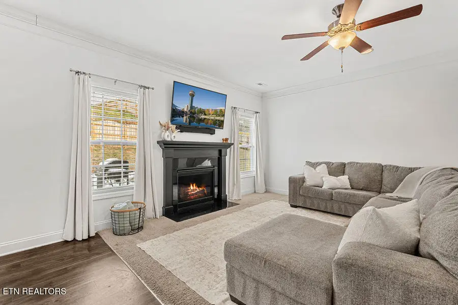 3052 Creekbend Lane, Knoxville, TN 37931 - #3