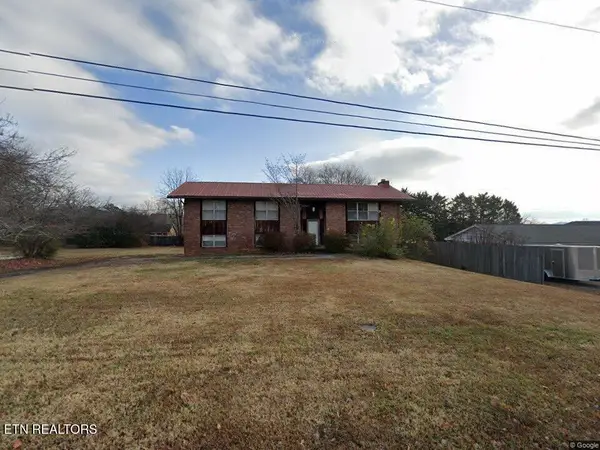8236 Spruceland Rd, Powell, TN 37849