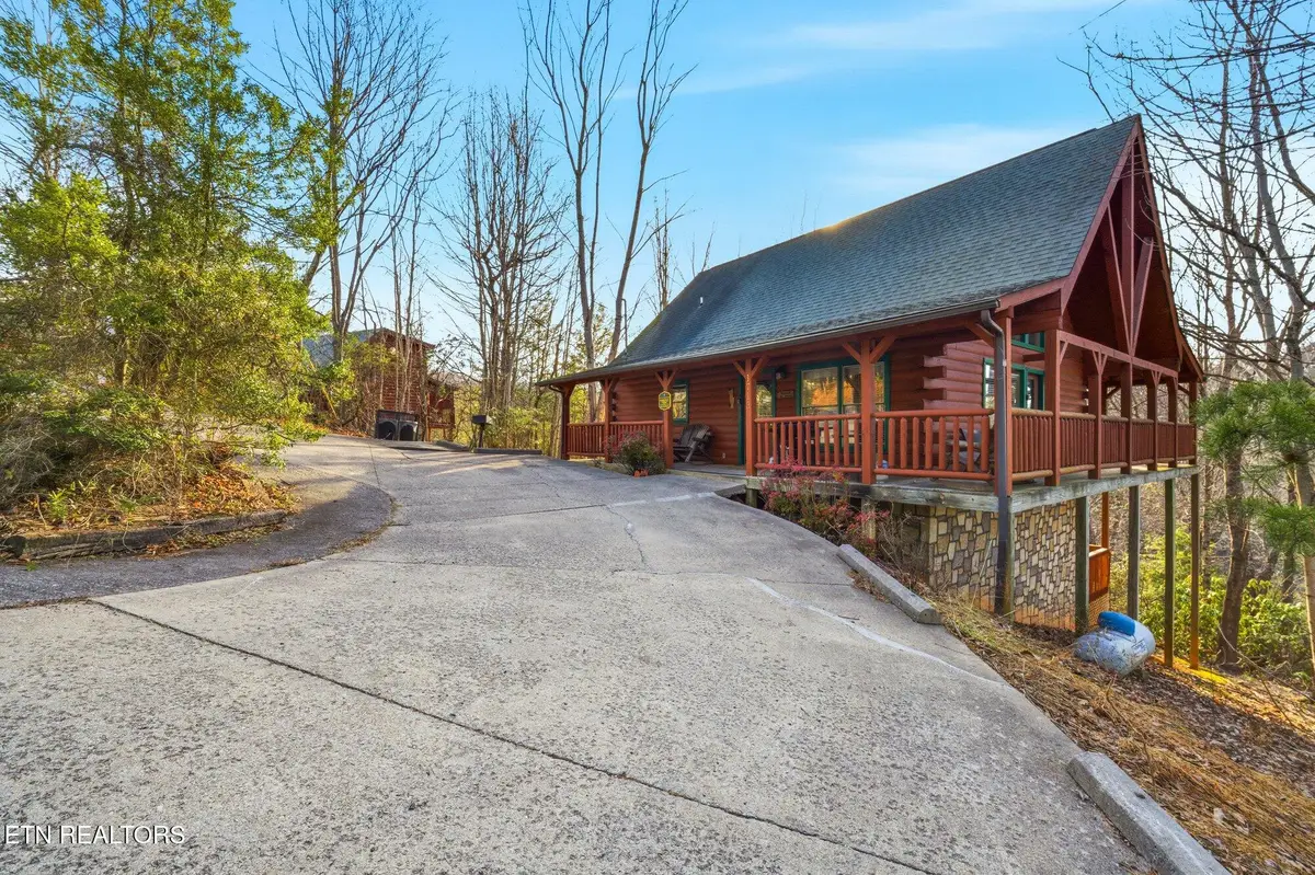 1713 Parkway View Court, Sevierville, TN 37876 - #1