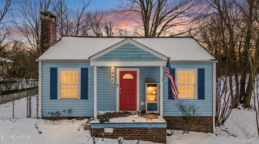 966 Poplar St, Alcoa, TN 37701 - #2