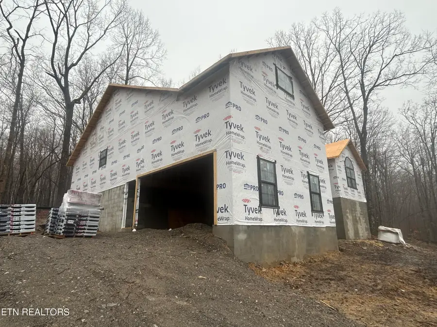 633 Icy Cove Tr, Monterey, TN 38574 - #2