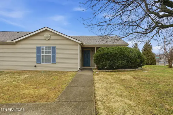 1117 Woodsprings Drive, Knoxville, TN 37923