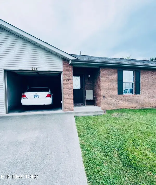 338 Hawthorne Oaks Way, Powell, TN 37849