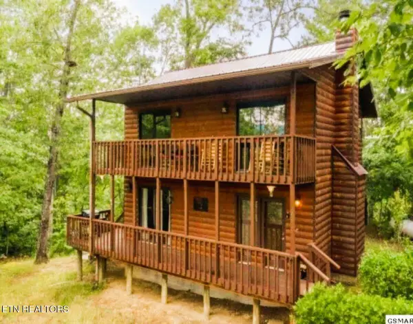 4572 Wilderness Plateau, Pigeon Forge, TN 37863
