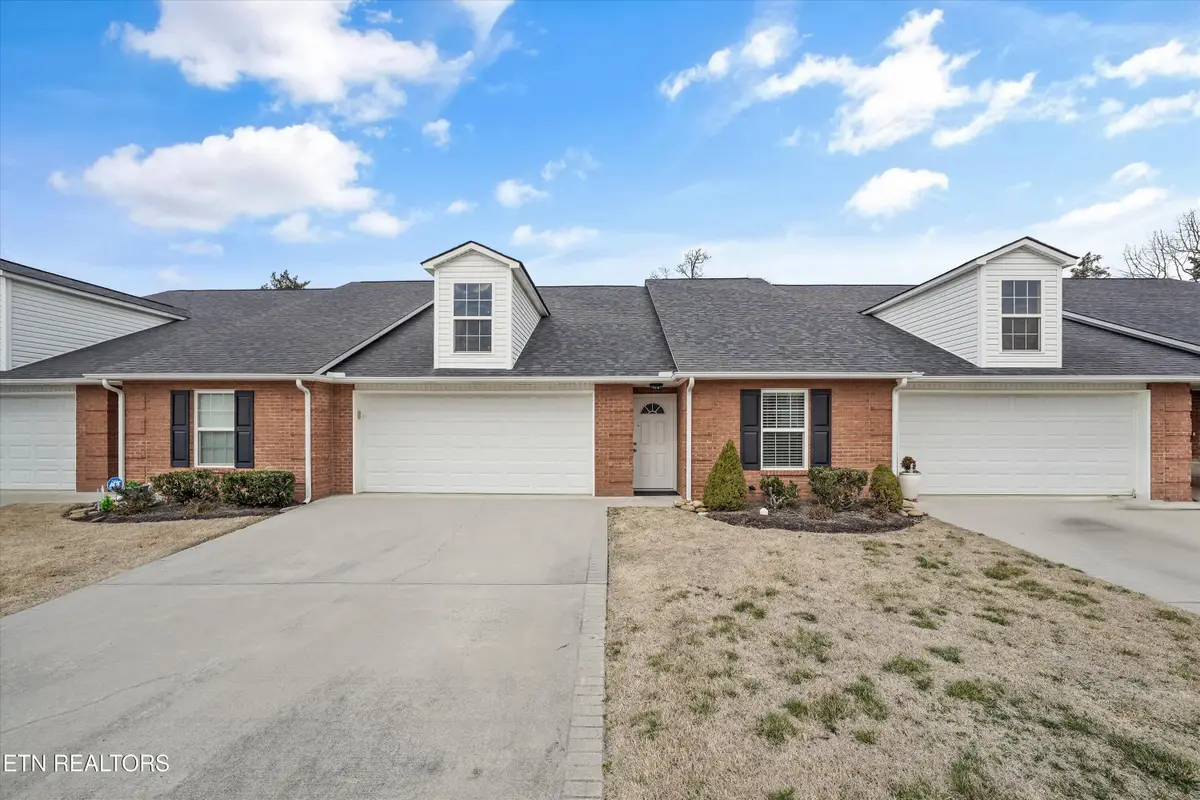 282 Battlecreek Way, Lenoir City, TN 37772 - #1