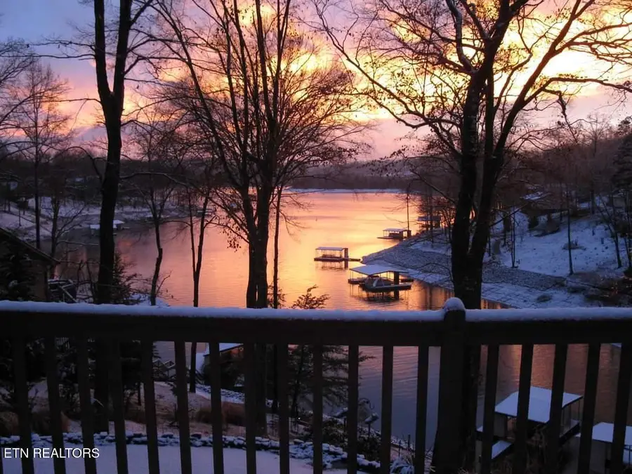 639 Deerwood Lane, Lafollette, TN 37766 - #3